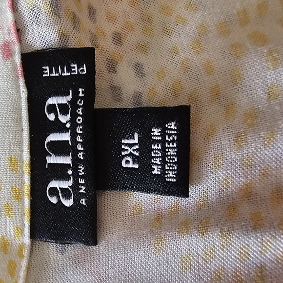 A.N.A. V-Neck Blouse PXL - Picture 4 of 5